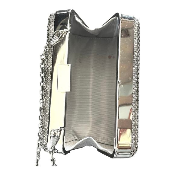 Bebe USA Metal Frame Fashion Clutch HANDBAG Purse Silver Shoulder Chain Strap - Picture 6 of 9